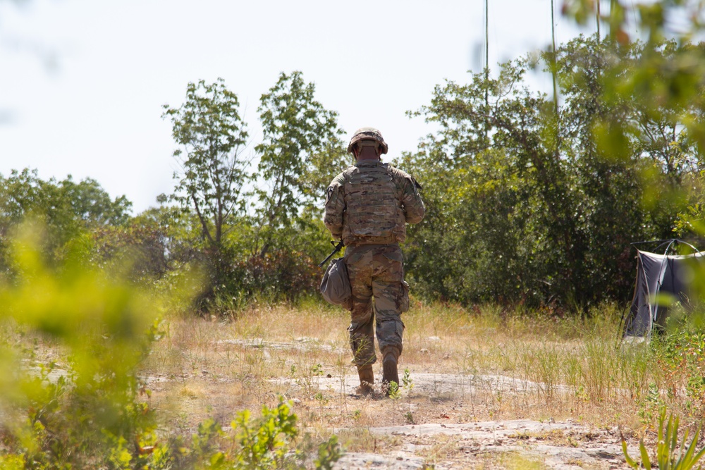 2-82 FA conducts Table 6 Gunnery