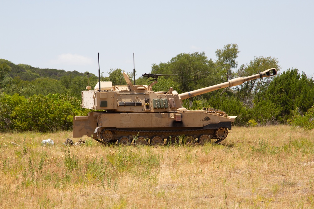 2-82 FA conducts Table 6 Gunnery