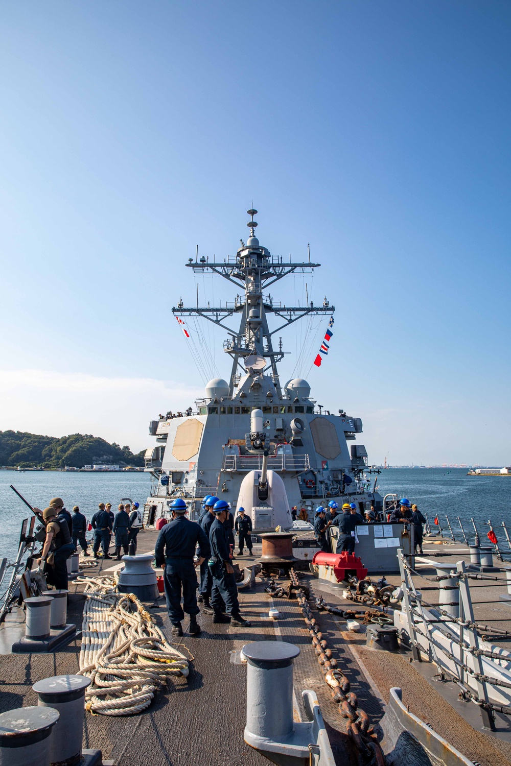 USS Benfold Conducts a Sea-and-anchor Detail