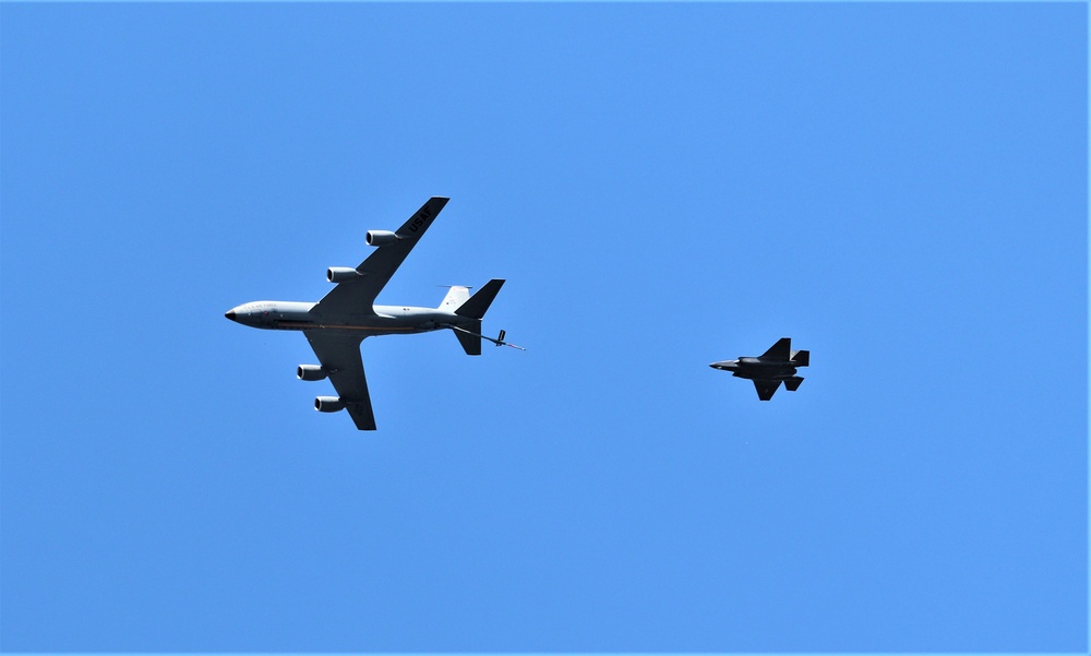 Wisconsin Air National Guard aircraft, crews conduct training practice in Fort McCoy airspace