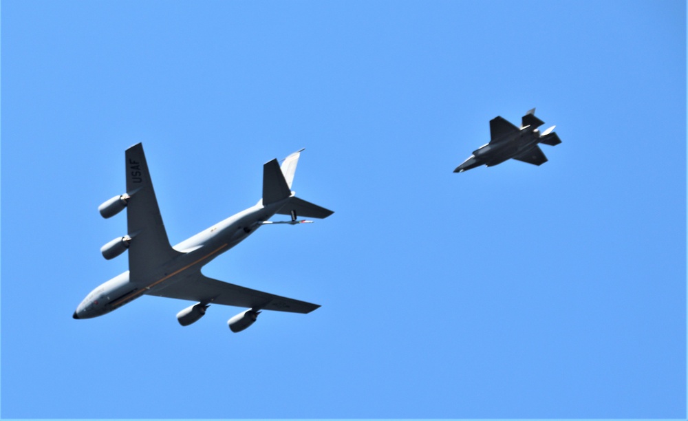 Wisconsin Air National Guard aircraft, crews conduct training practice in Fort McCoy airspace