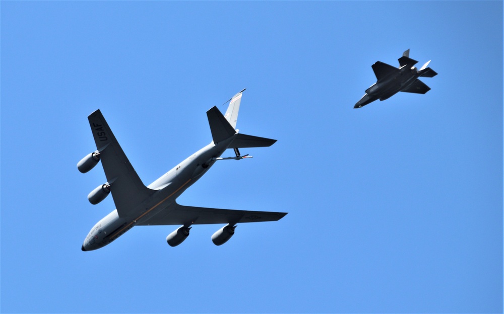 Wisconsin Air National Guard aircraft, crews conduct training practice in Fort McCoy airspace