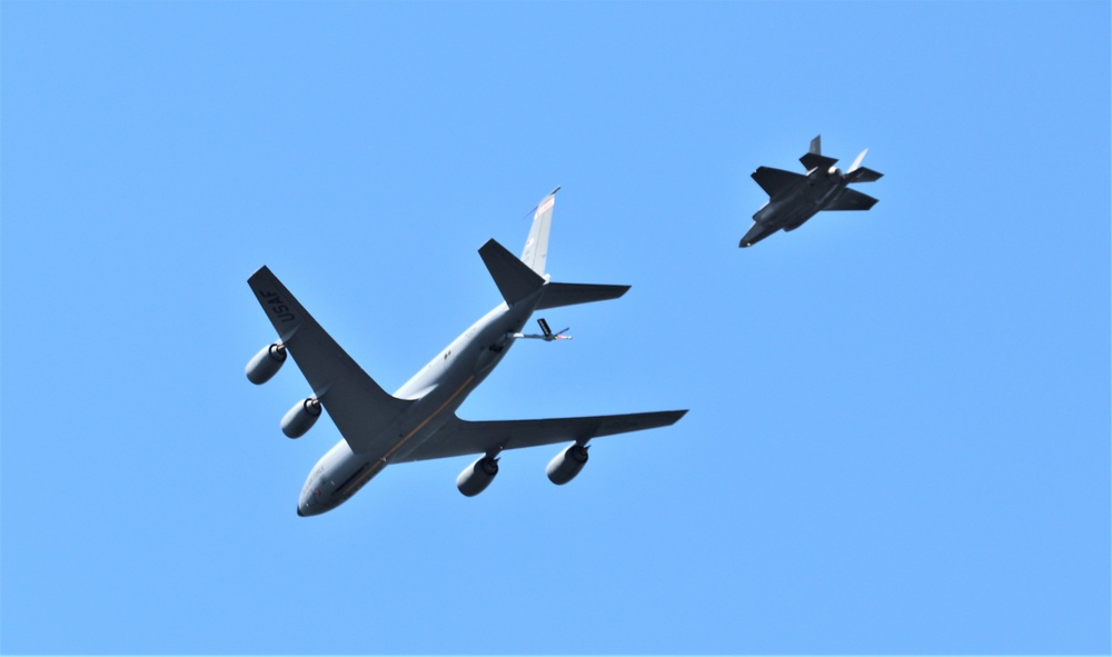 Wisconsin Air National Guard aircraft, crews conduct training practice in Fort McCoy airspace