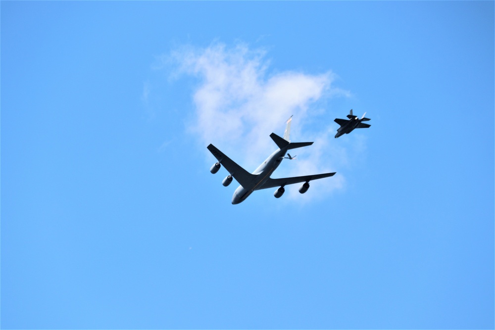 Wisconsin Air National Guard aircraft, crews conduct training practice in Fort McCoy airspace