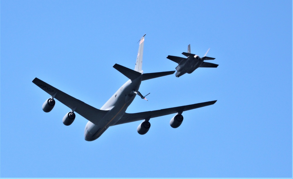 Wisconsin Air National Guard aircraft, crews conduct training practice in Fort McCoy airspace