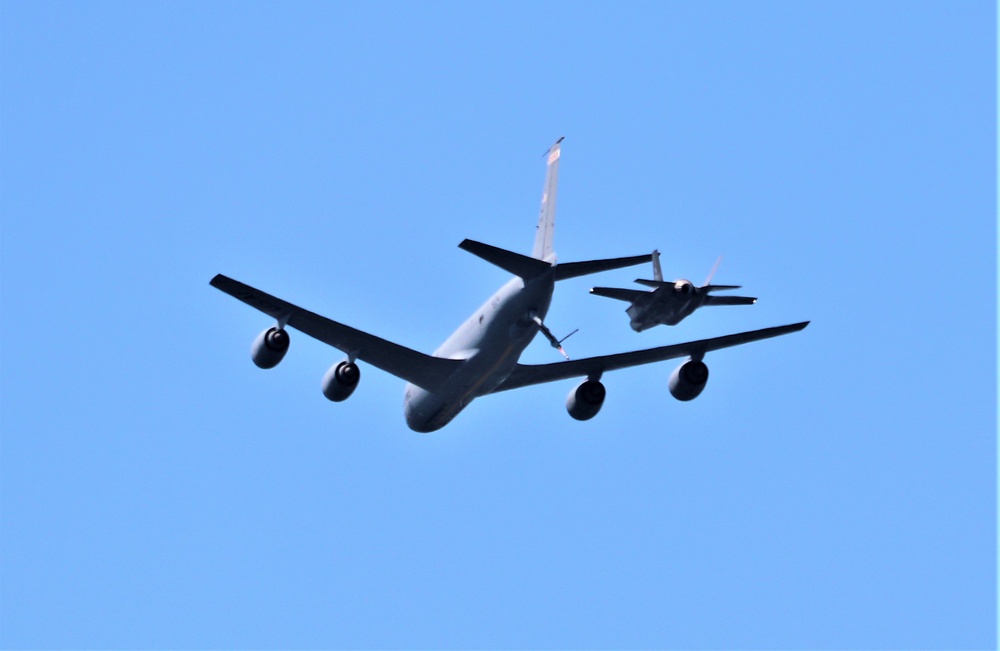 Wisconsin Air National Guard aircraft, crews conduct training practice in Fort McCoy airspace