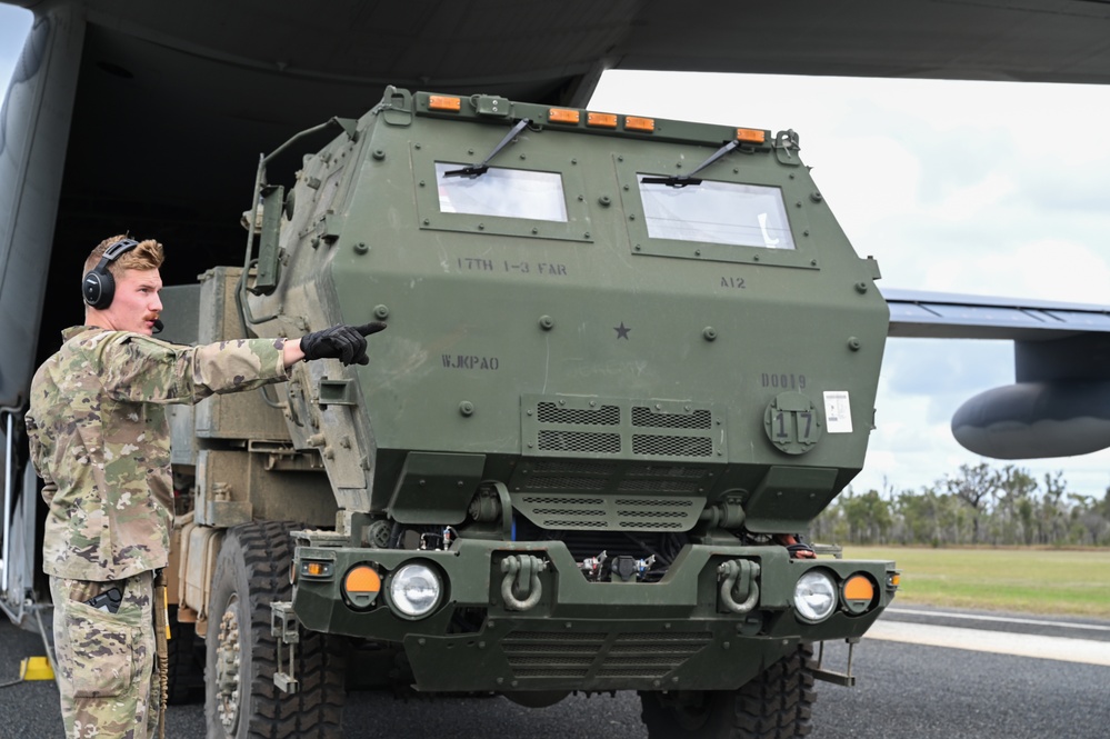 Australian Army and U.S. Army conduct joint HIMARS live-fire demonstration