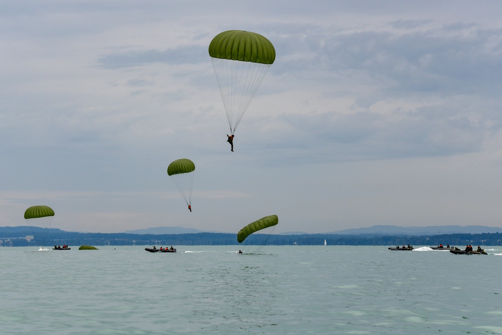 Sky Soldiers team up with German paratroopers to jump into Lake Constance
