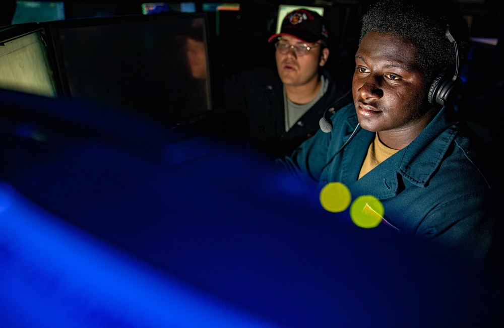 USS Benfold Conducts a Routine Operations