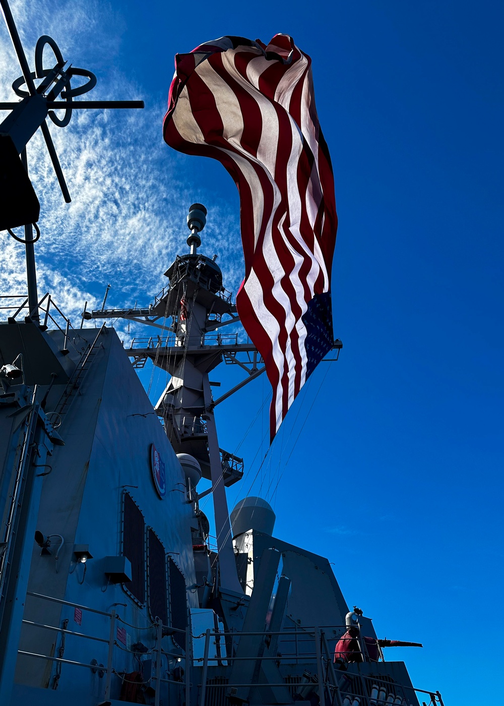 USS Rafael Peralta (DDG 115) participates in a multiple large deck event