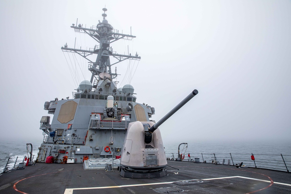 USS Benfold Conducts Routine Operations