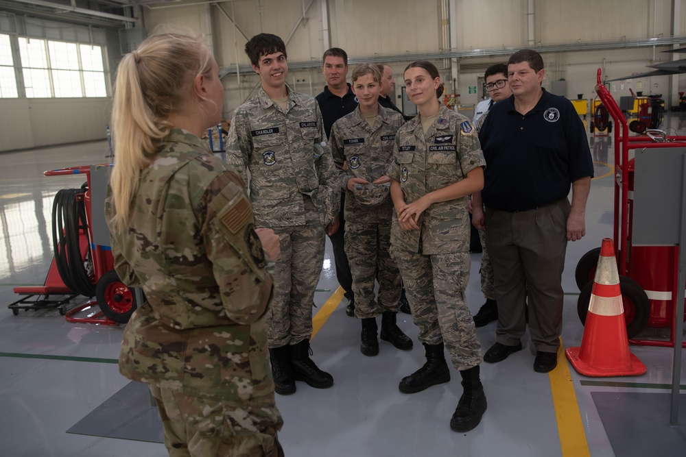 Virginia Wing Civil Air Patrol visits the VaANG