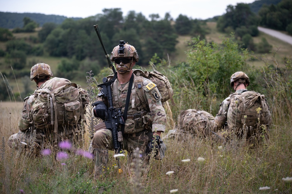 173rd Airborne Brigade Soldiers Provide Security