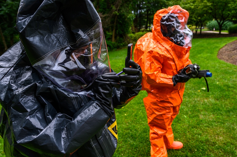 21st WMD-CST trains at at the New Jersey Vietnam Veterans' Memorial