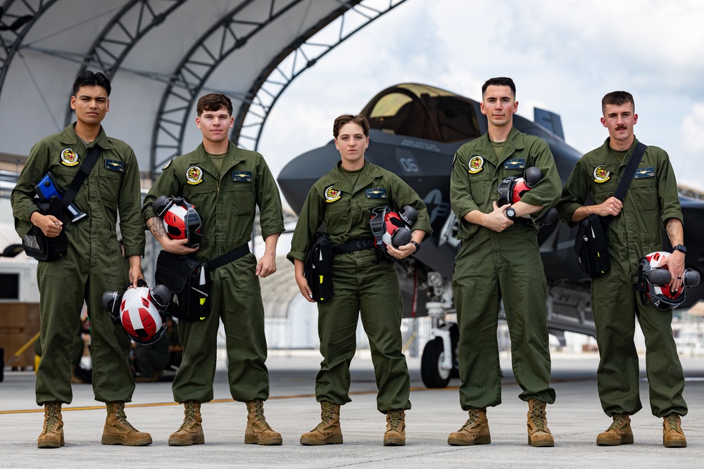 U.S. Marines with VMFA-542 conduct air operations with U.S. Air Force in Exercise Razor Talon