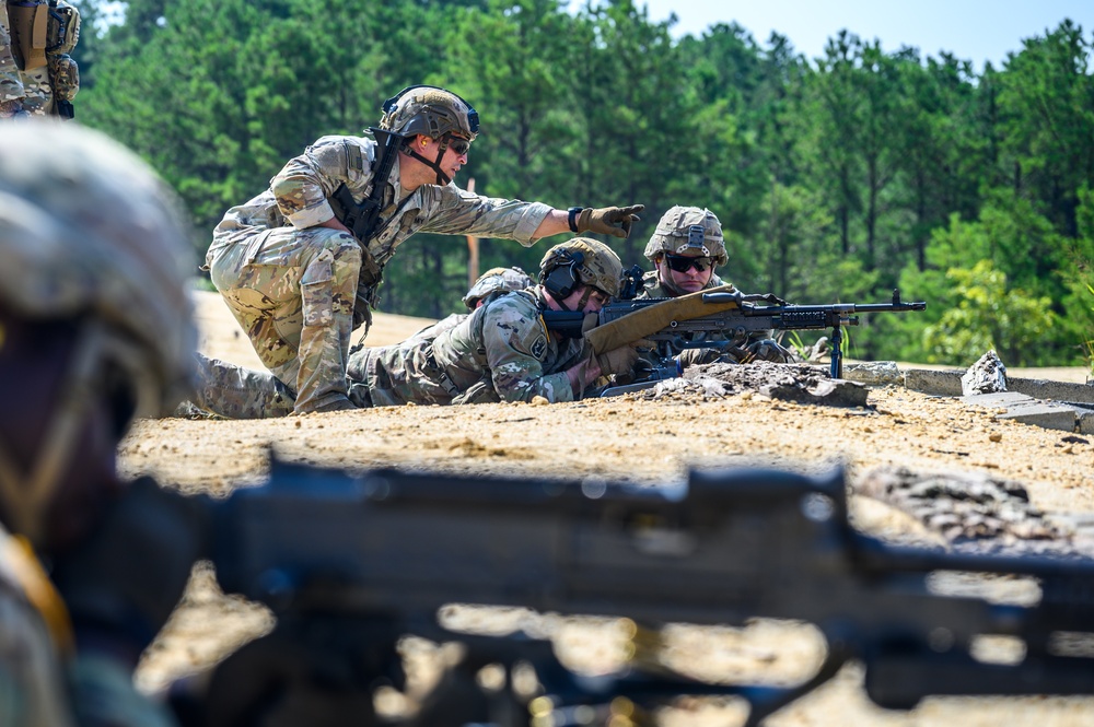 DVIDS - Images - 1-254th RTI ALC Class 23-005 M240 Range [Image 4 of 25]