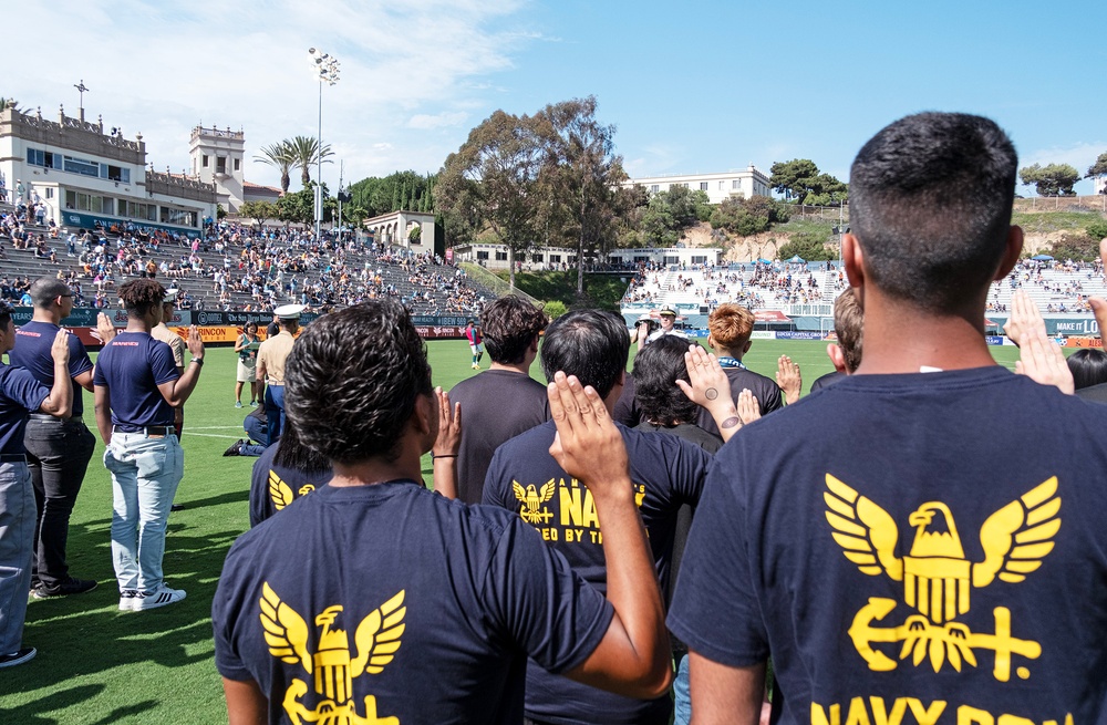 CNRSW Enlists Future Service Members at San Diego Loyal Military Appreciation Night