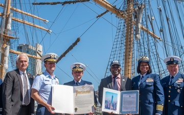 Coast Guard recognizes New York City as official Coast Guard City
