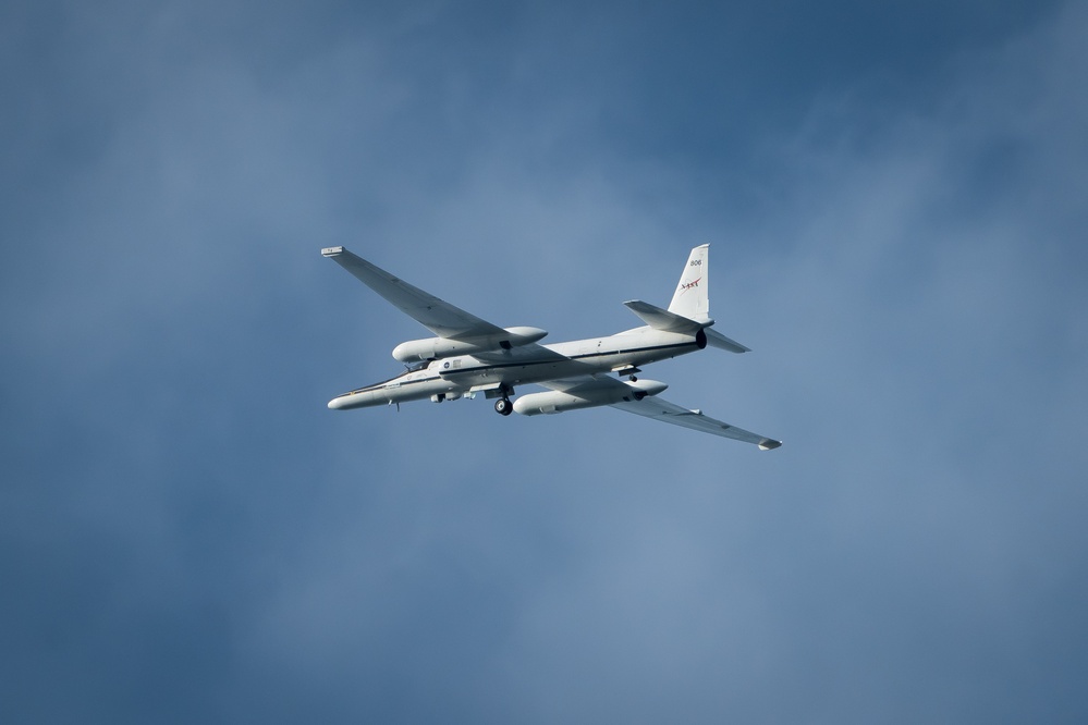 NASA ER-2 departs MacDill