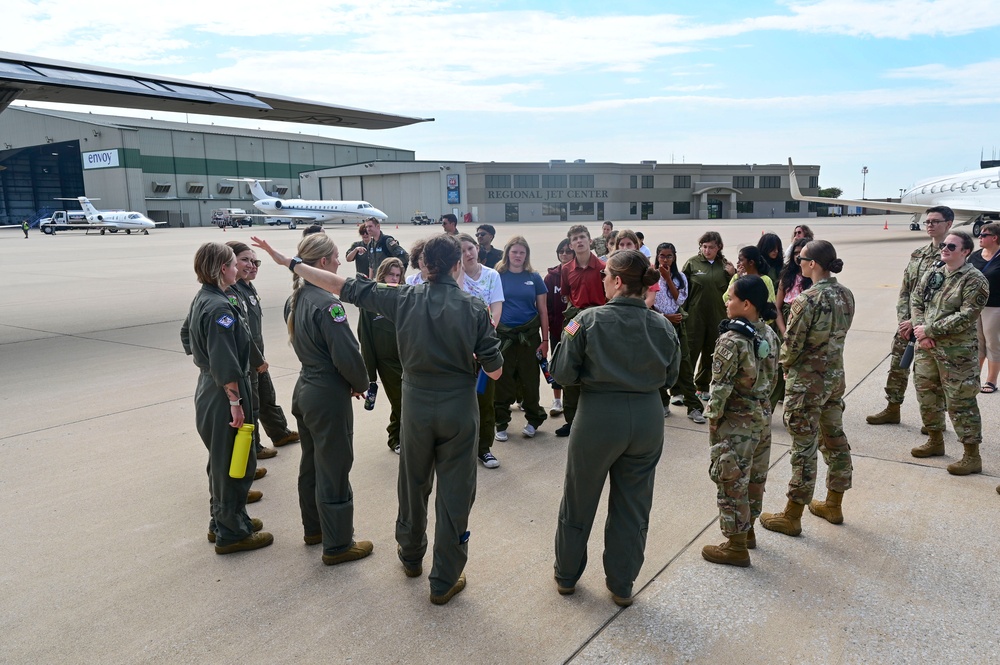 All-female aircrew, TLR Airmen participate in Smithsonian’s &quot;S.H.E. Can&quot; graduation