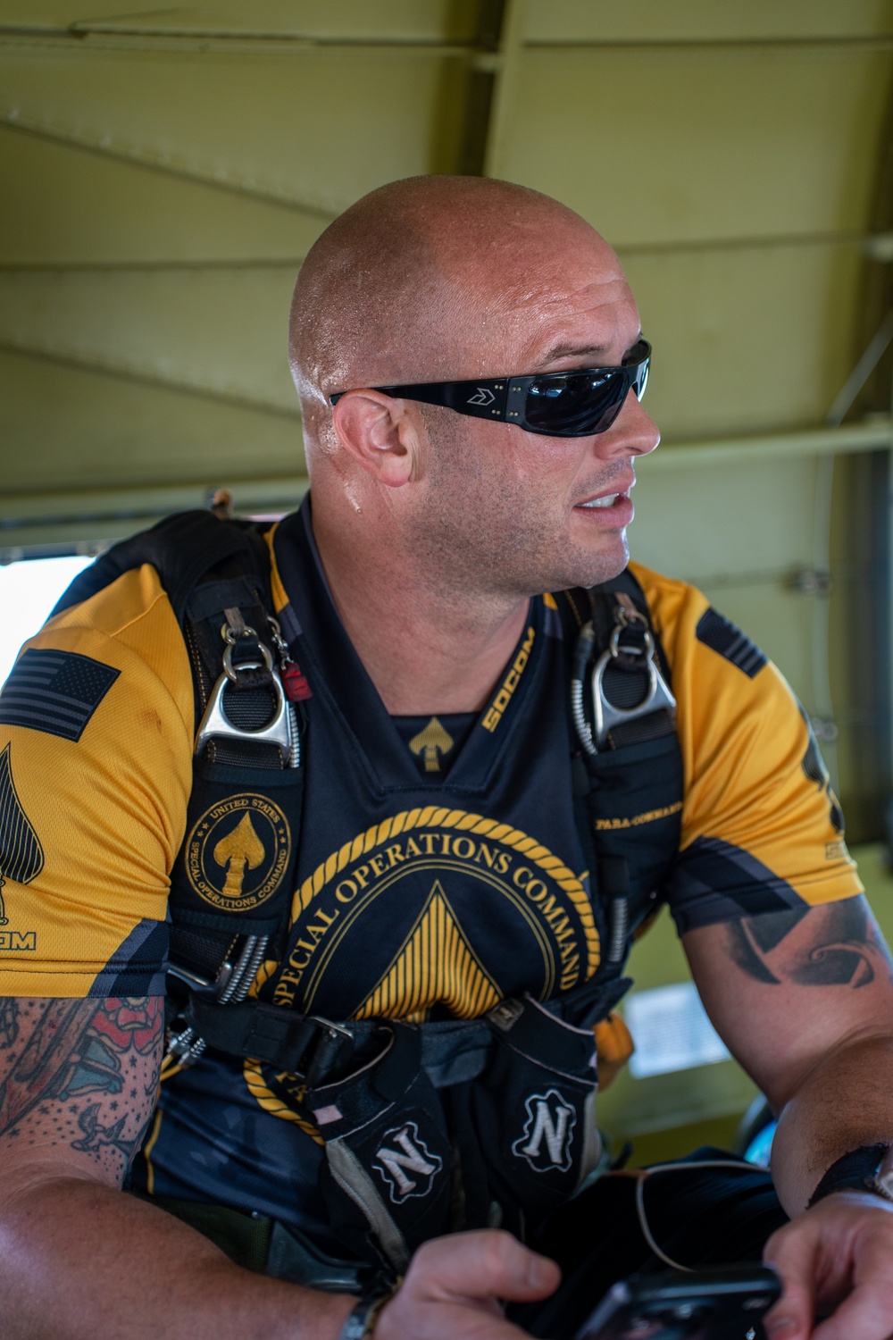 USSOCOM &quot;Para-Commandos Drop in to the Sioux Falls Airshow