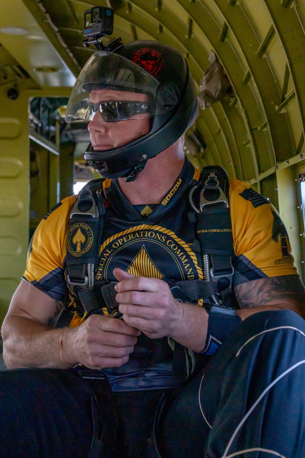 USSOCOM &quot;Para-Commandos Drop in to the Sioux Falls Airshow