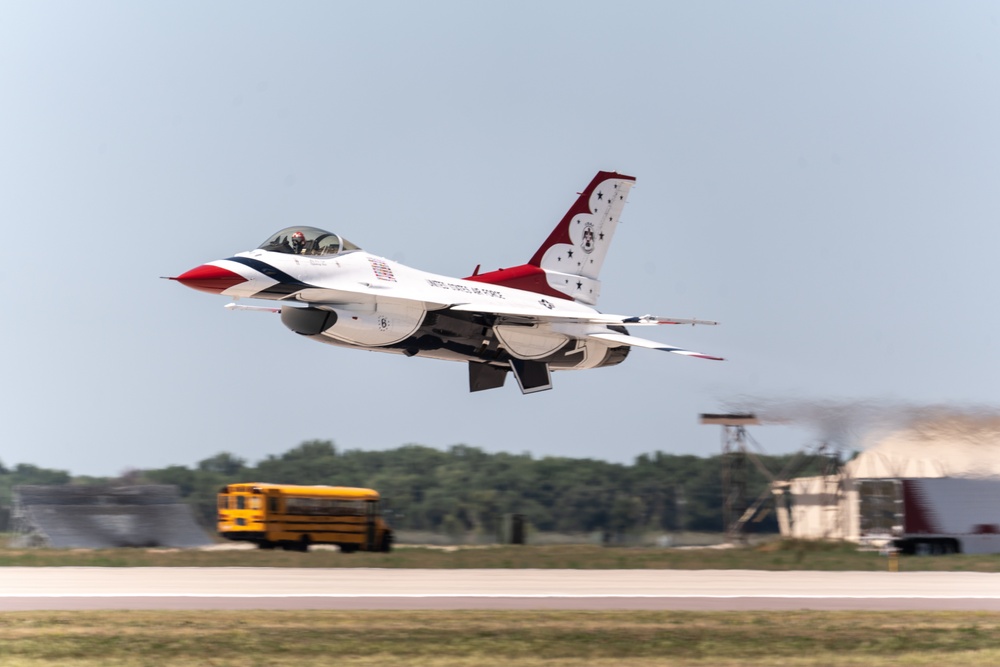 2023 Sioux Falls Airshow: Power on the Prairie