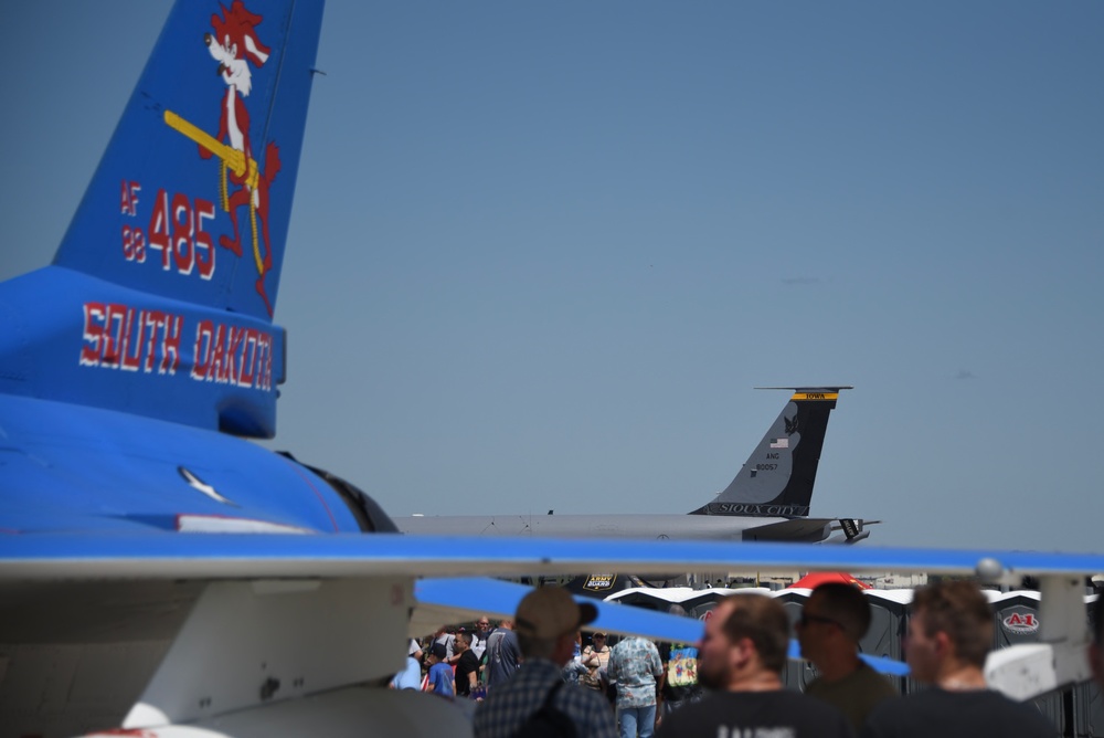 Iowa Air National Guard KC-135R Stratotanker featured at Sioux Falls Airshow