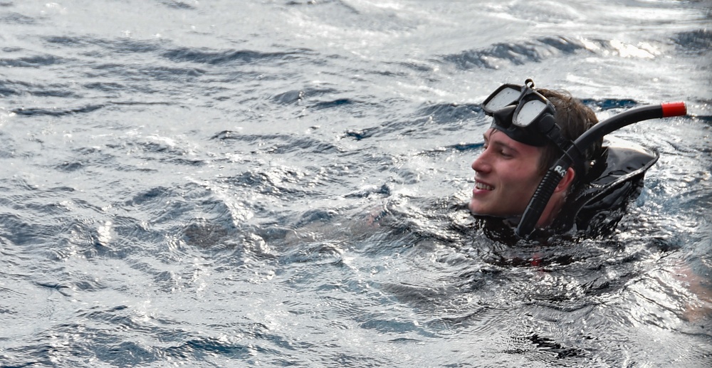 USS Ronald Reagan (CVN 76) celebrates the 20th anniversary of its commissioning with a swim call