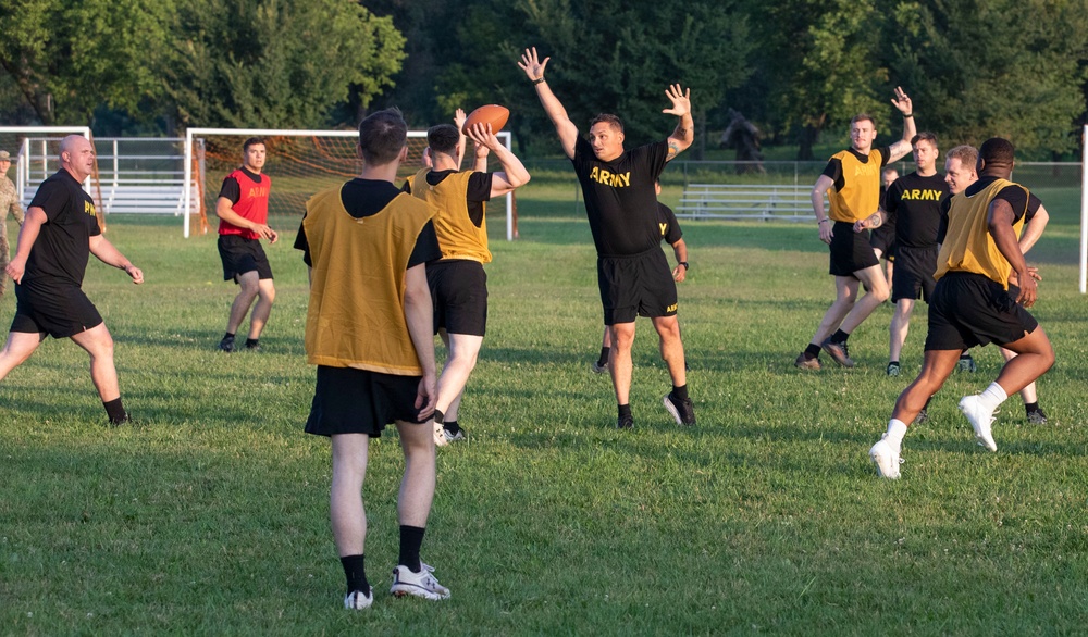 Big Red One Noncommissioned Officers Build Esprit de corps