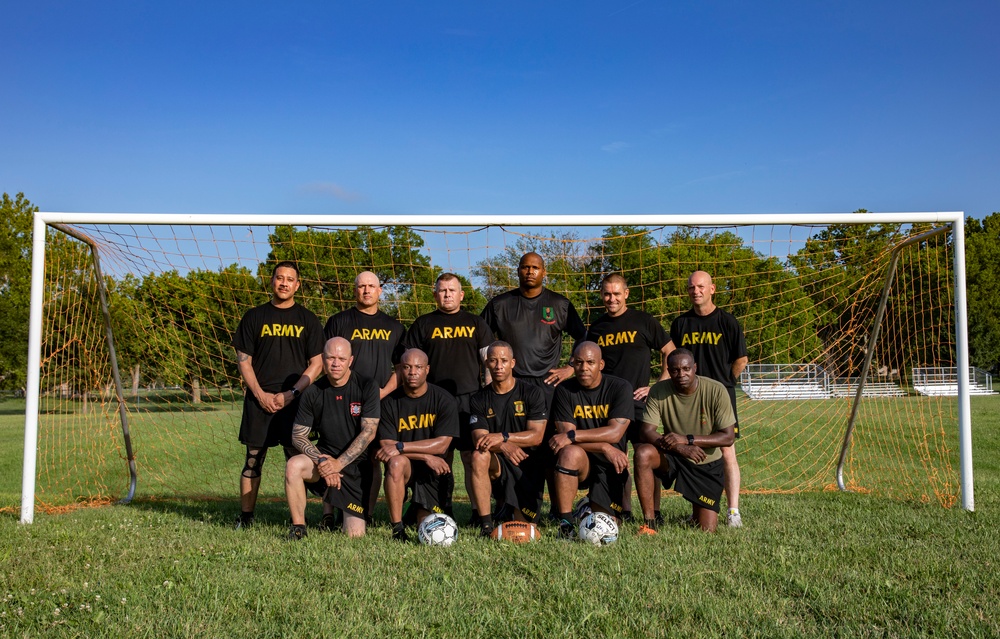 Big Red One Noncommissioned Officers Build Esprit de corps