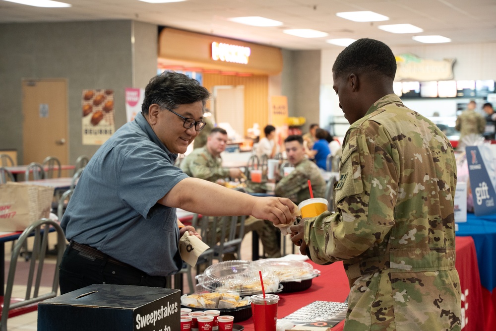 USAG Yongsan-Casey Celebrates AAFES's 128th Birthday