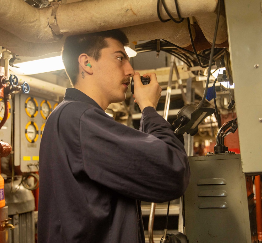 GSM3 Holt Communicates With Sound-Powered Telephone USS Antietam (CG 54)