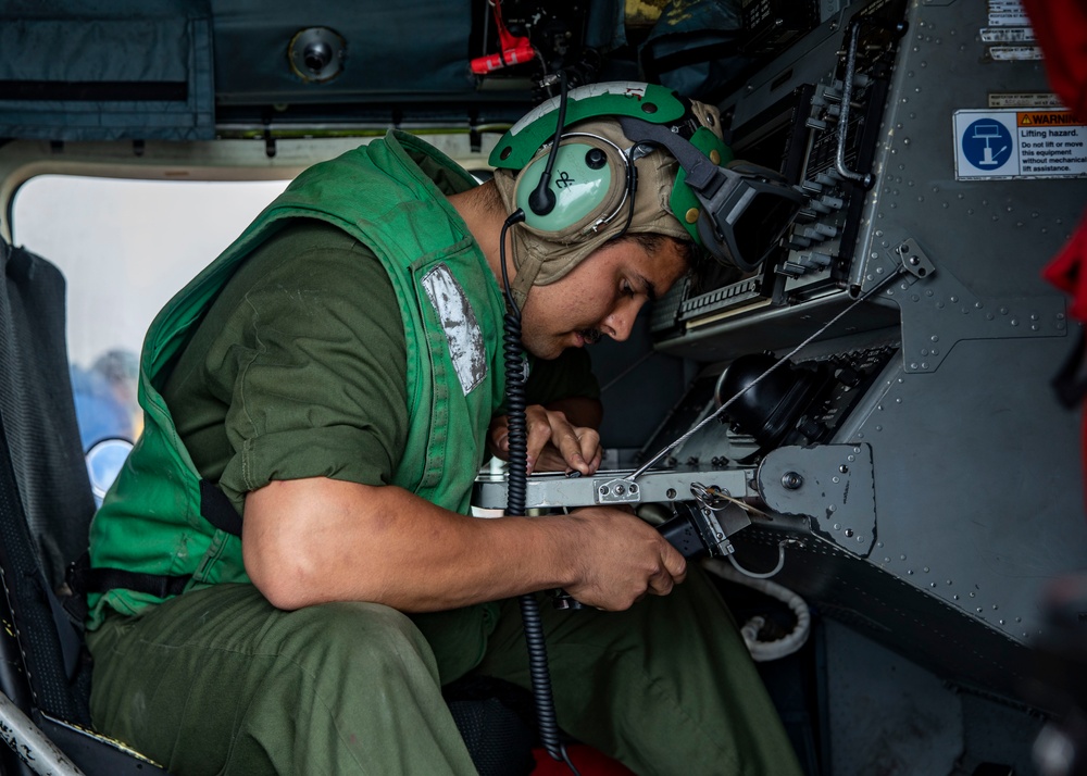 Sailors Conduct Flight Operations Aboard USS John Finn (DDG 113), July 31