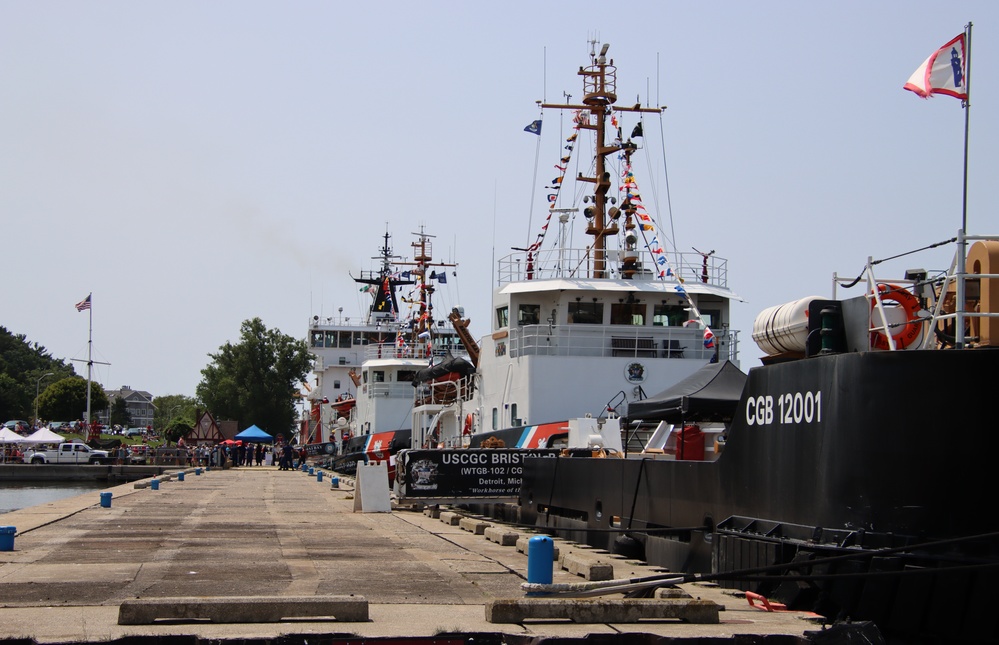 Grand Haven Coast Guard Festival Parade of Ships