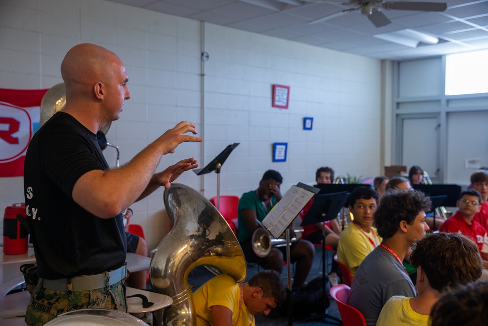 Marine musicians visit Archbishop Rummel High School