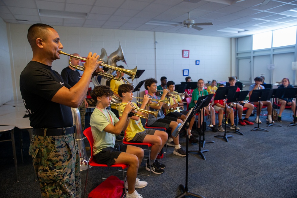 Marine musicians visit Archbishop Rummel High School