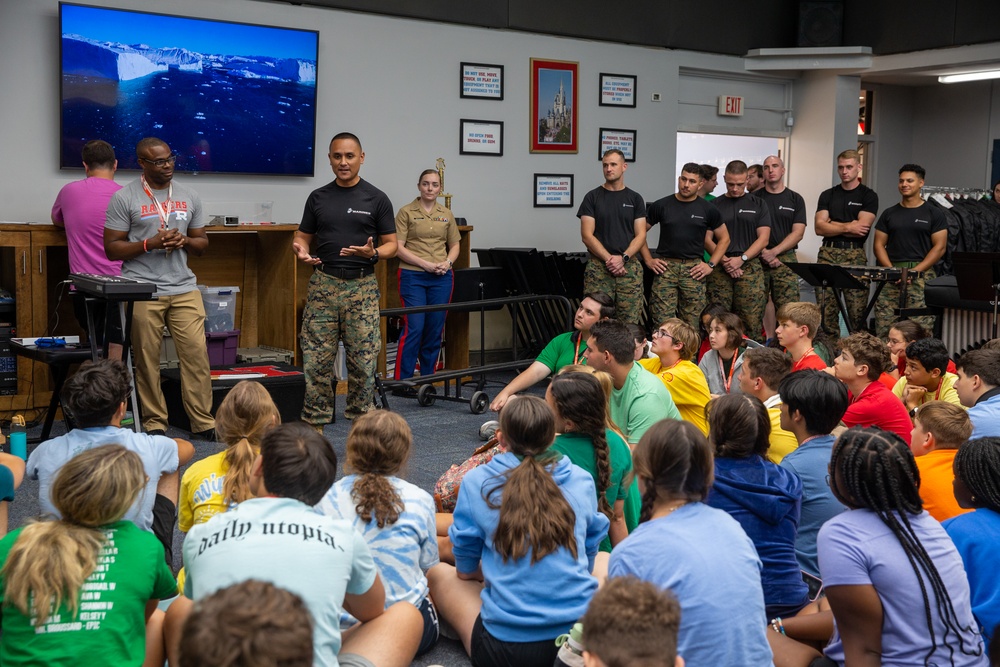 Marine musicians visit Archbishop Rummel High School