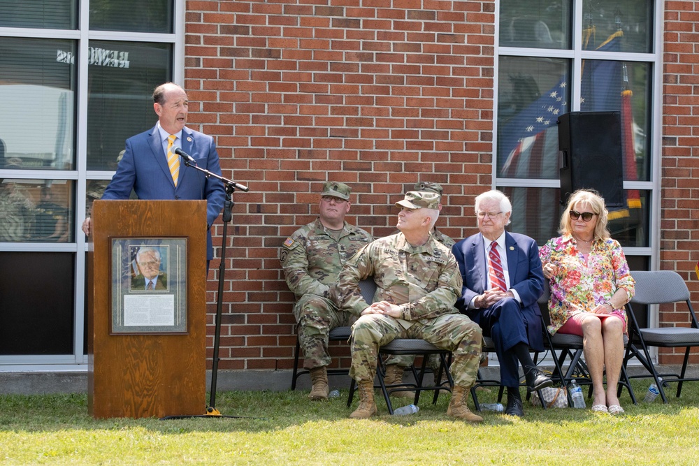 Kentucky National Guard honors U.S. Congressman Hal Rogers in armory renaming