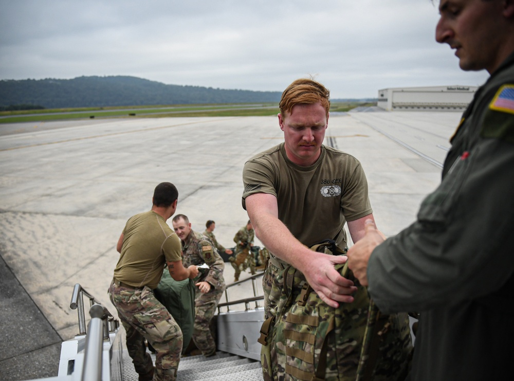 Exercise Iron Keystone Participants Arrive in Middletown