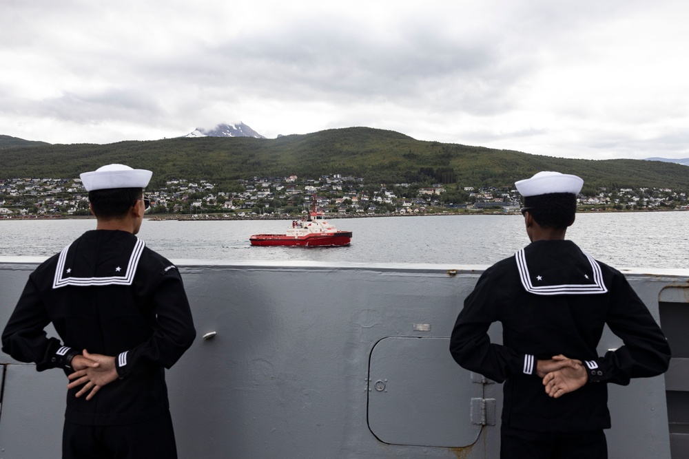 USS Mesa Verde (LPD-19) Arrives in Narvik, Norway