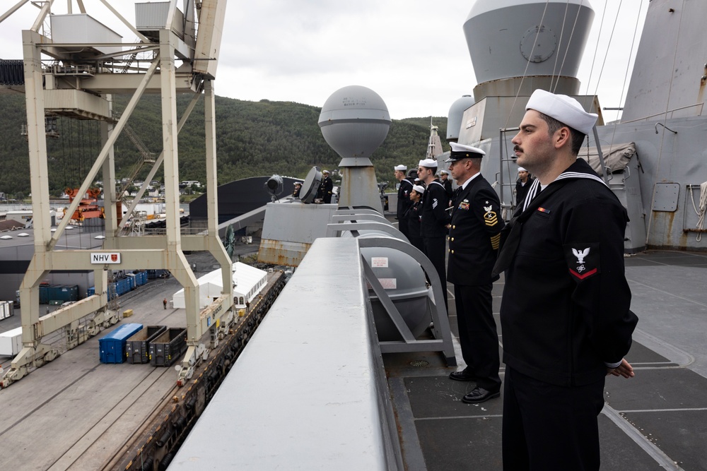 USS Mesa Verde (LPD-19) Arrives in Narvik, Norway