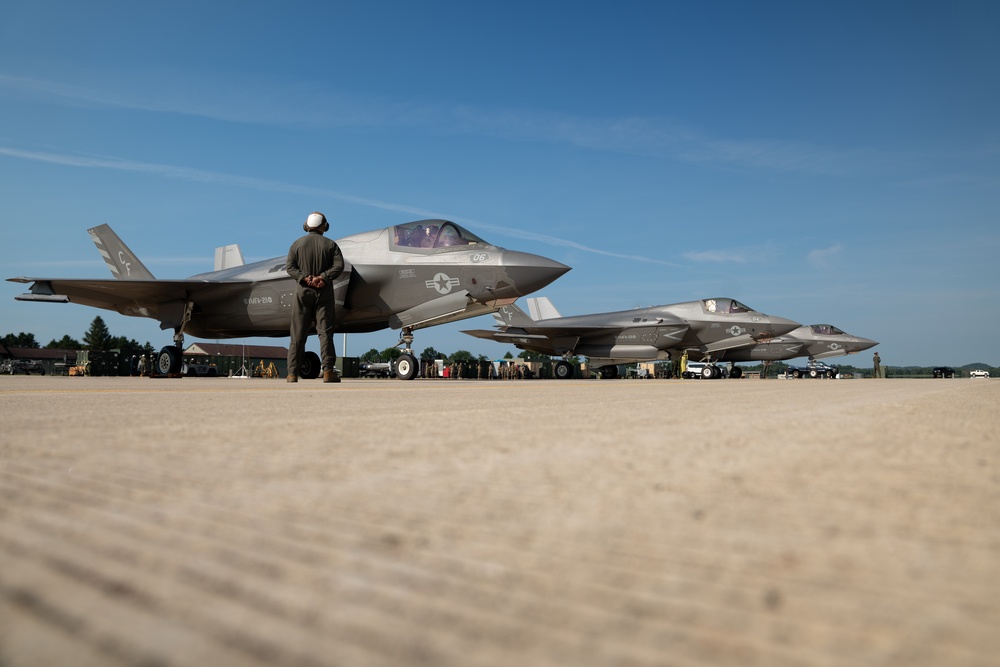 U.S. Marines participate in Northern Lightning 23