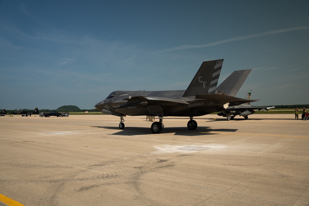 U.S. Marines participate in Northern Lightning 23