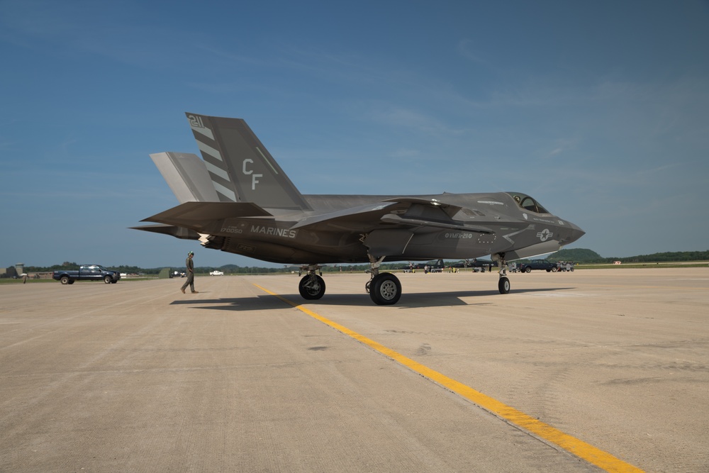 U.S. Marines participate in Northern Lightning 23