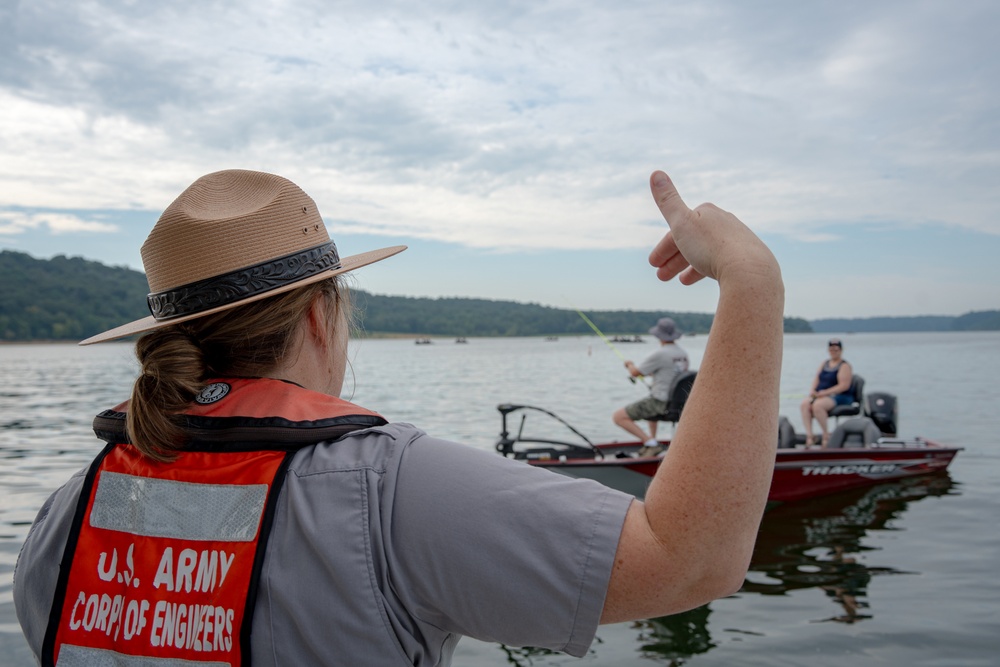 Green River Lake becomes temporary 'drop zone' for Kentucky National Guard