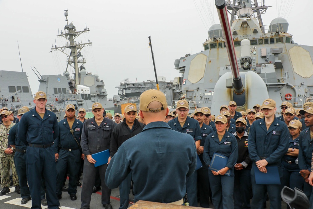 USS Decatur Holds Awards Ceremony