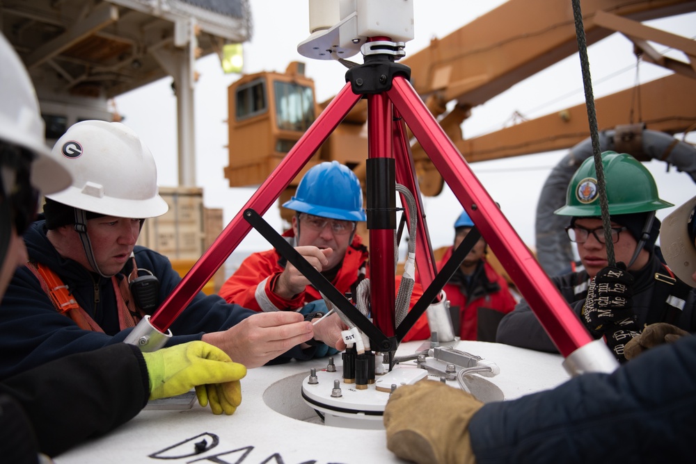 Coast Guard Cutter Healy (WAGB 20) conducts science mission in Beaufort Sea