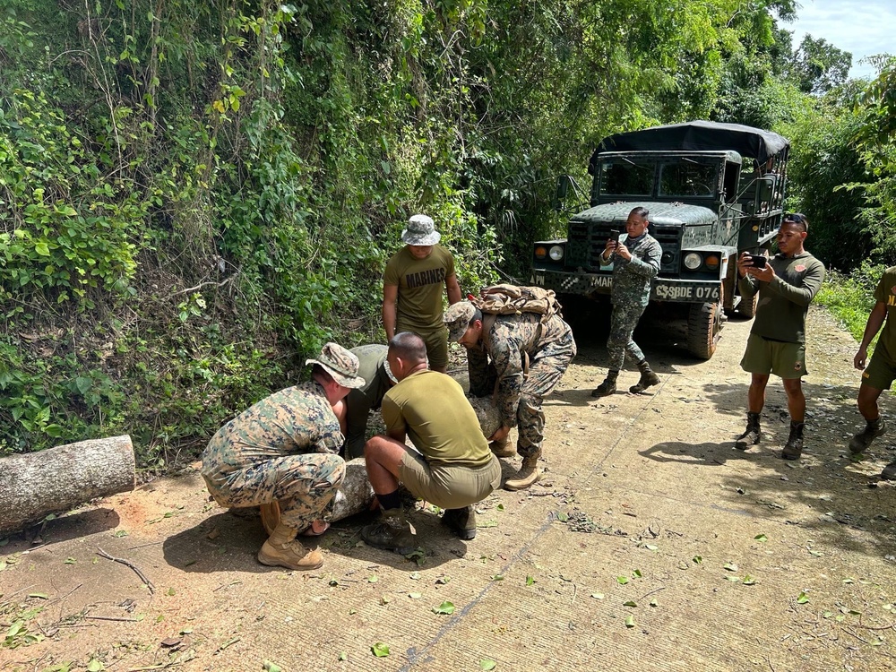 Marines Conduct Relief Efforts in Wake of Typhoon Egay