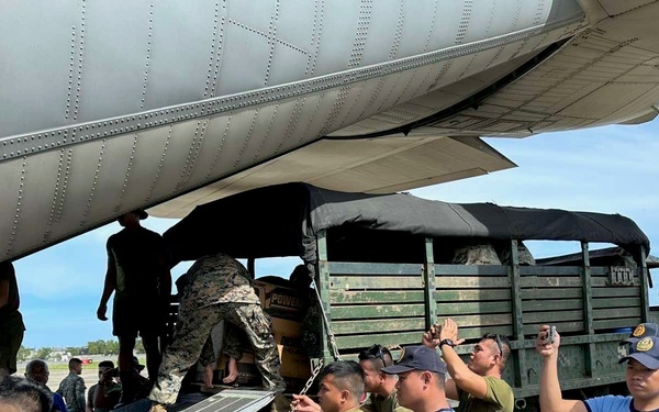 Marines Conduct Relief Efforts in Wake of Typhoon Egay